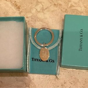 VINTAGE STERLING SILVER TIFFANY & CO KEY RING WITH OVAL TAG 10 GRAMS
